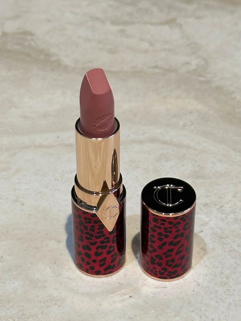 Charlotte Tilbury Hot Lips 2 - Dancefloor Princess